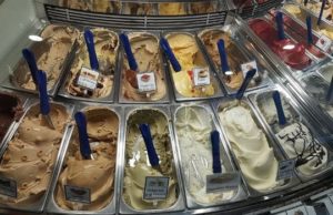 茵特拉根Azzurra冰淇淋